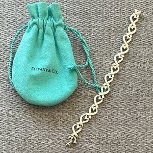 Tiffany & Co Paloma Picasso Loving Heart Bracelet; 925 Sterling Silver